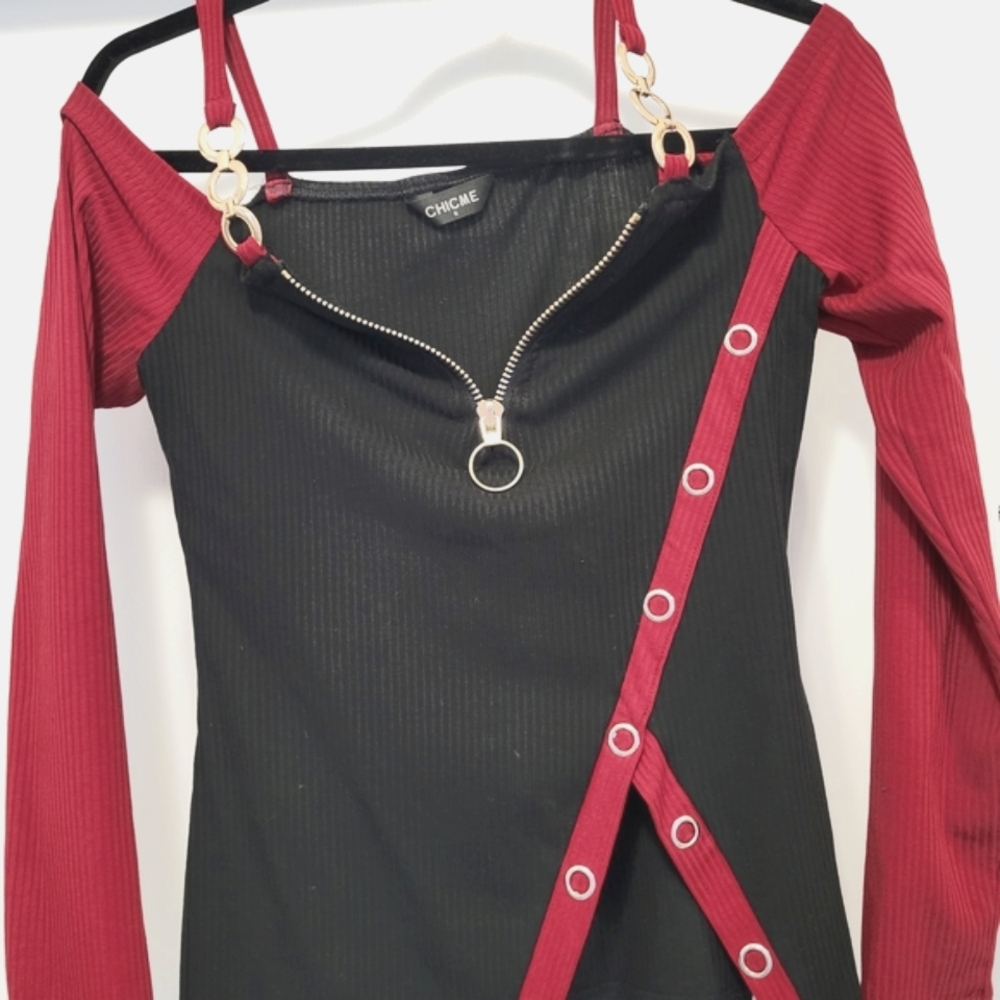 Chicme Burgundy and Black Off-Shoulder Top
